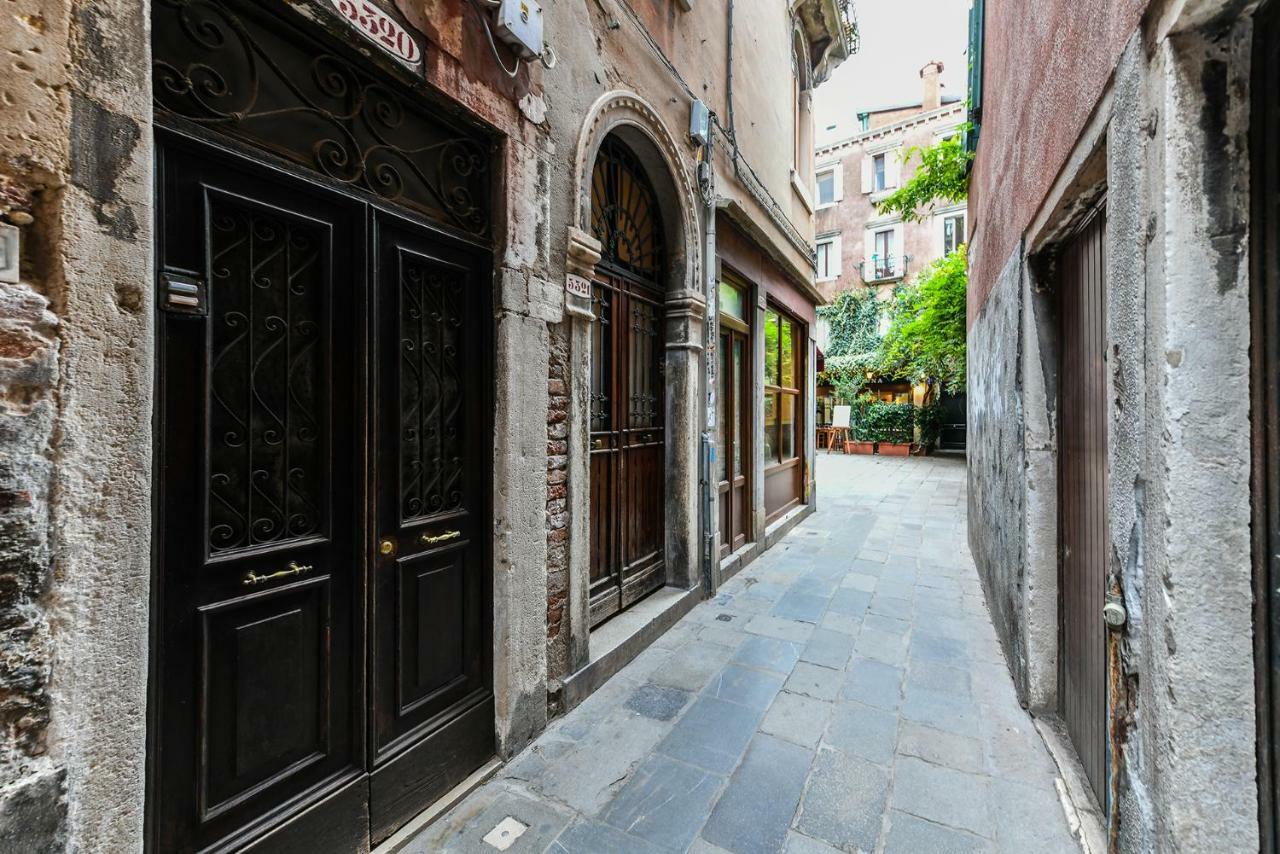 Ca' Bellini Apartment Venesia Bagian luar foto